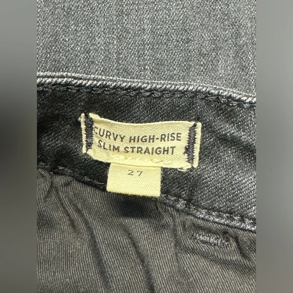 Madewell Curvy High-Rise Slim Straight Jeans in Richgrove wash